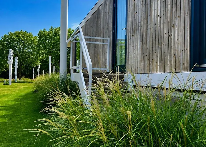 4 Pers Lodge op Maasparcje Met Privestrand